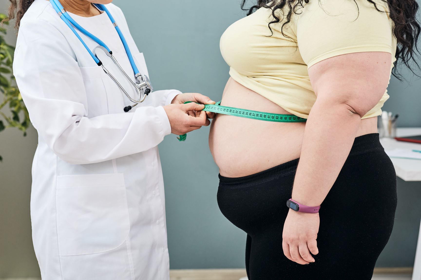 Paciente en consulta médica de pérdida de peso